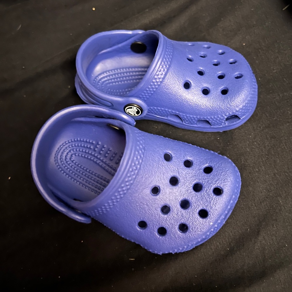 Baby Crocs Blue size 2/3